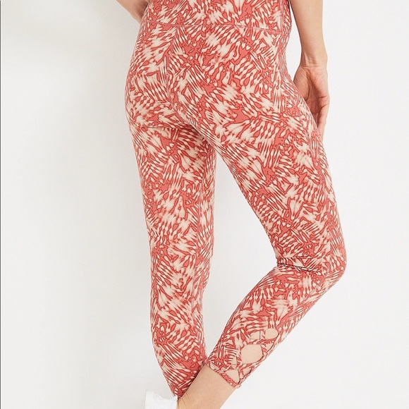 Super High Rise Luxe Keyhole Capri Legging Orange Combo - Picture 3 of 5